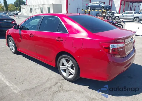 2012 Toyota Camry Se z USA, uszkodzony, nr VIN 4T1BF1FK8CU604720